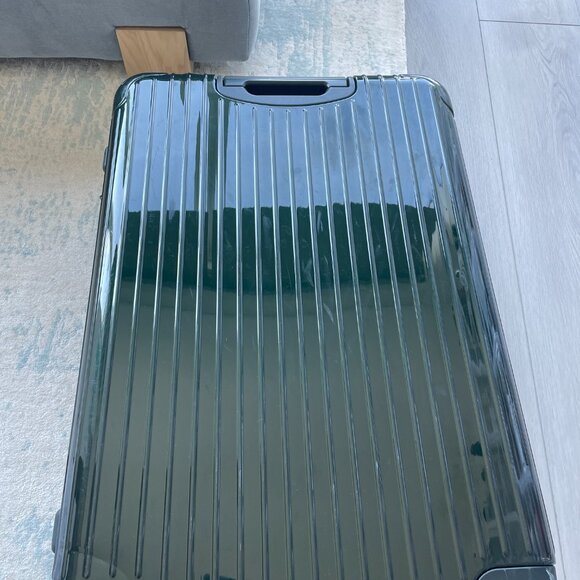 Rimowa Green Essential Check In (Large) - Used Once - Picture 1 of 4